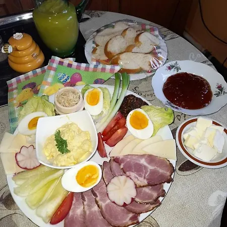Fonagy Konukevi *